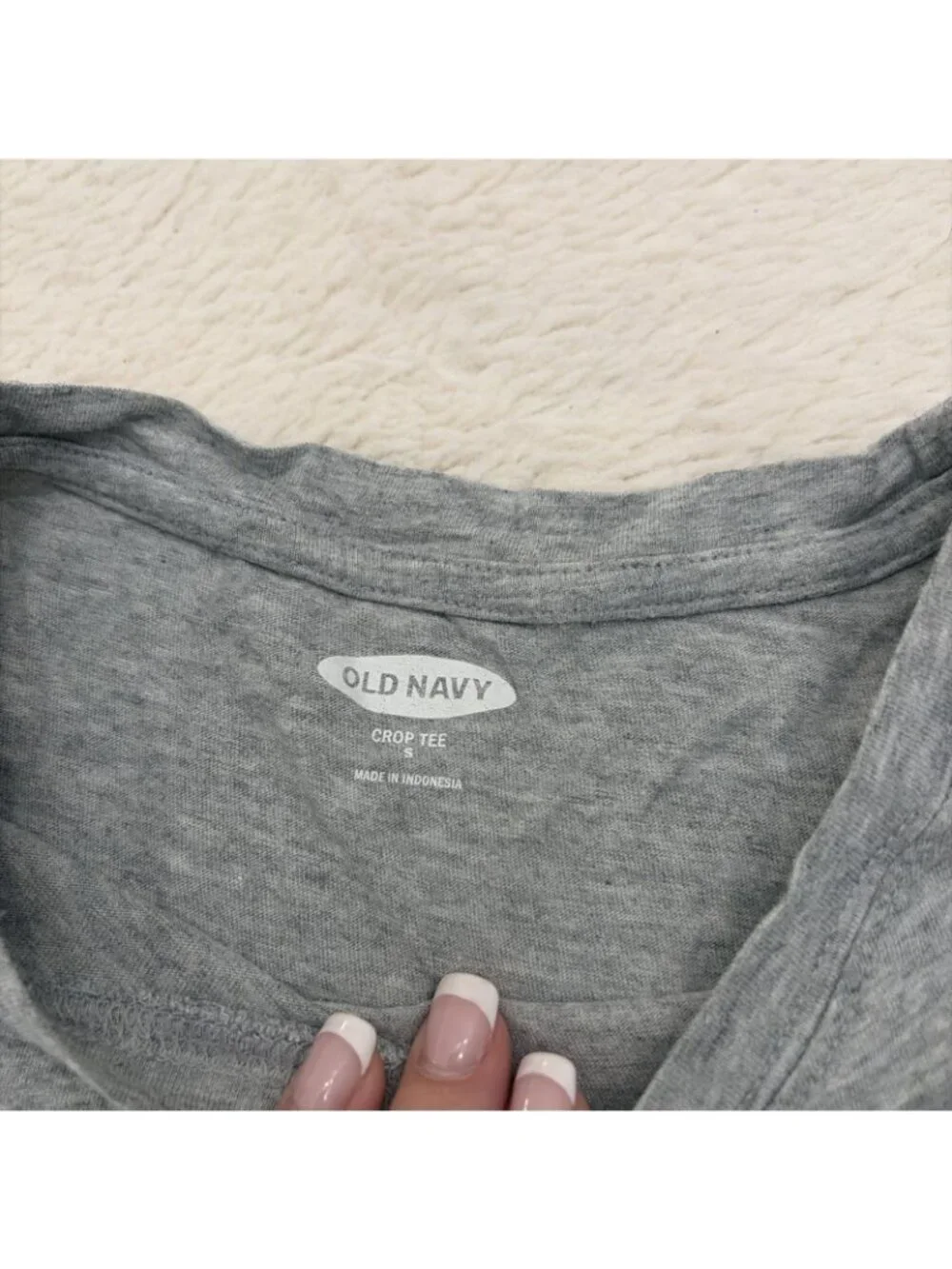 Old Navy Girls Small Crop Tee Center Logo Gray Ombré Logo